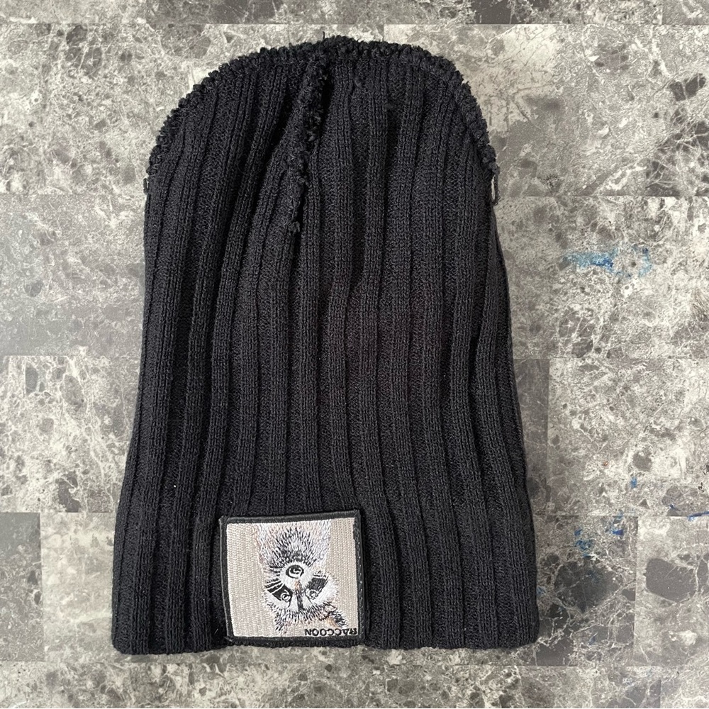 Ribbed Black Beanie with Raccoon Patch - Picture 4 of 5